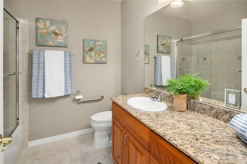 Property photo for 4406 Providence Point Place SE #302, Issaquah photo 18