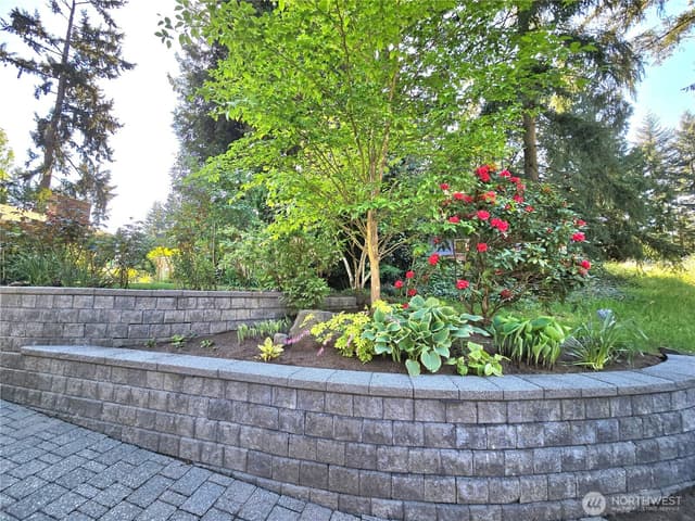 Property photo for 313 NE 191 Street, Shoreline photo 2