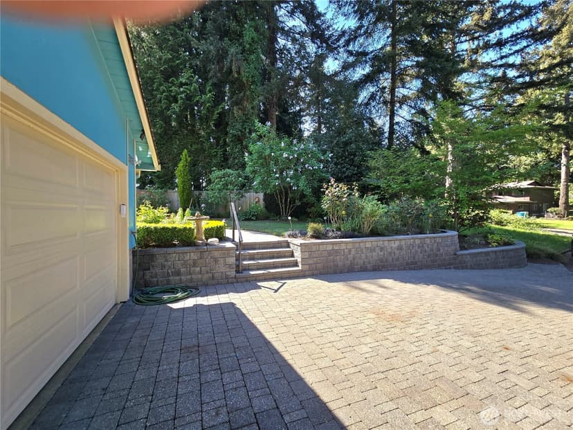 Property photo for 313 NE 191 Street, Shoreline photo 3