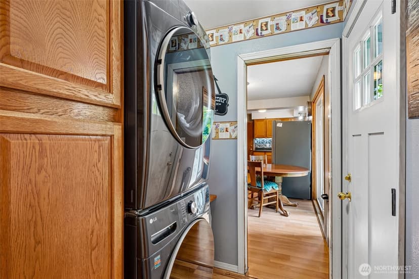 Property photo for 16625 190th AVE SE, Renton photo 12