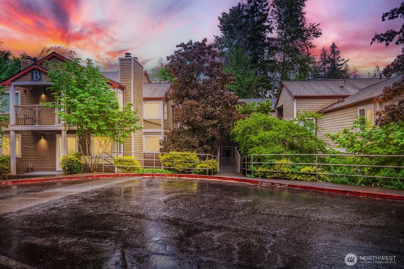 Property photo for 700 Front Street S #B108, Issaquah photo 25
