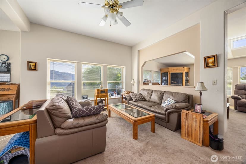 Property photo for 28 Stormy Vista Lane, Manson photo 12