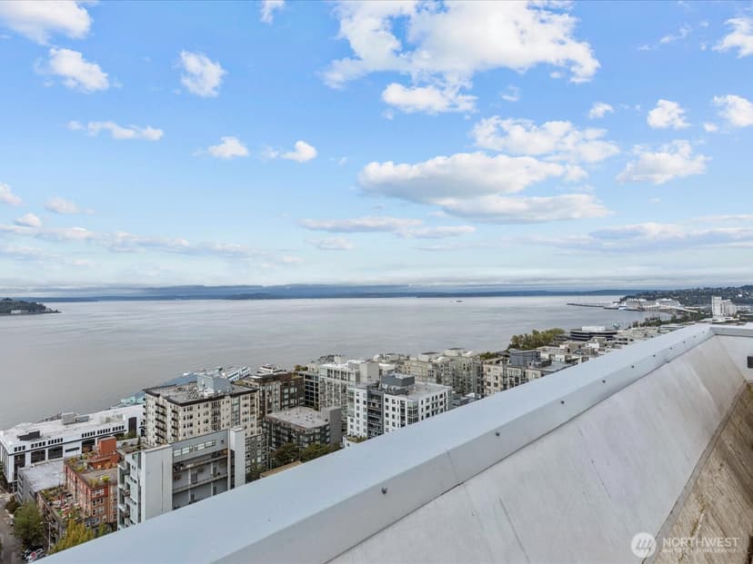 Property photo for 121 Vine Street #601, Seattle photo 35