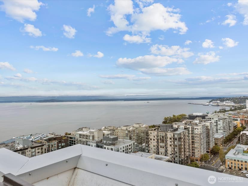 Property photo for 121 Vine Street #601, Seattle photo 32