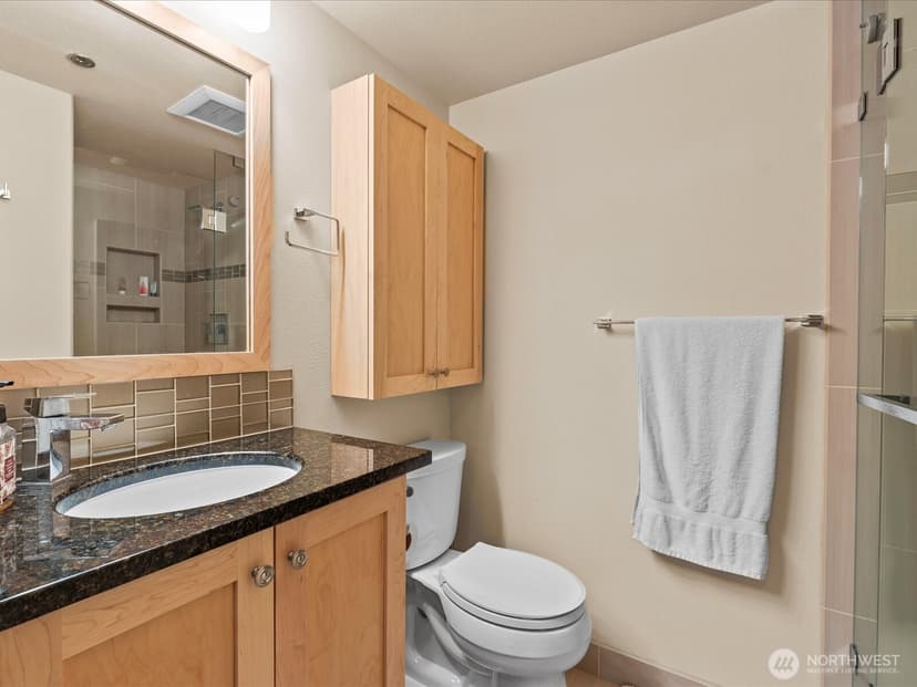 Property photo for 121 Vine Street #601, Seattle photo 8