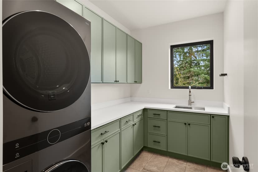 Property photo for 300 SE 208th Street, Bothell photo 32