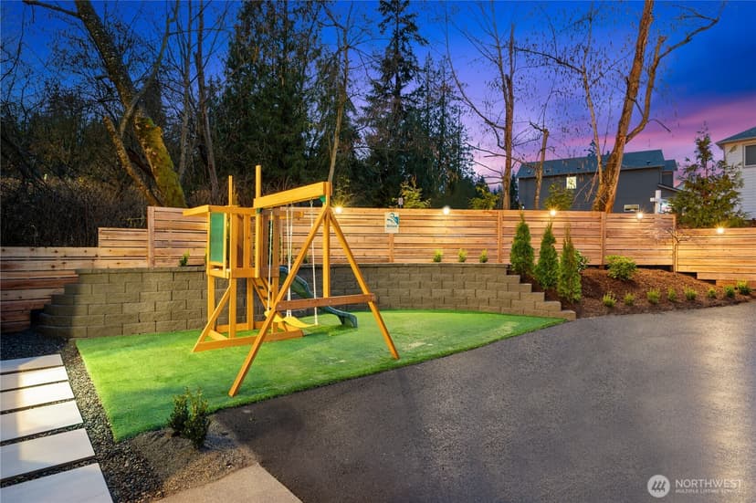 Property photo for 300 SE 208th Street, Bothell photo 37