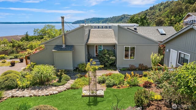 Property photo for 25918 75th Avenue SW, Vashon