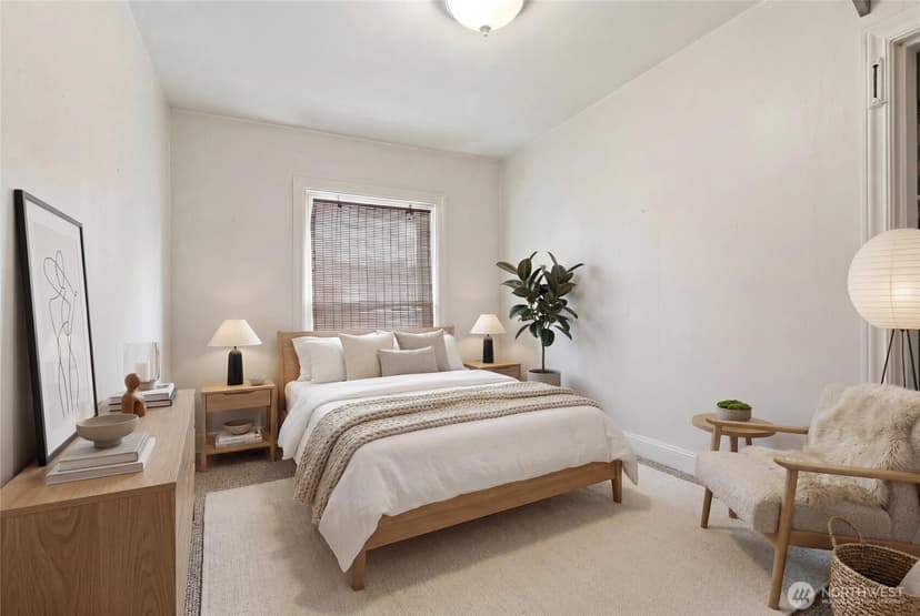 Property photo for 3444 34th Avenue W, Seattle photo 14
