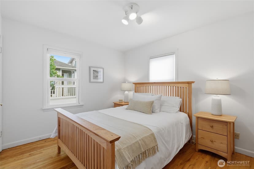 Property photo for 3444 34th Avenue W, Seattle photo 8