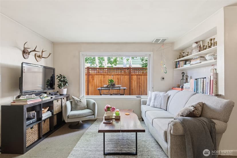 Property photo for 3444 34th Avenue W, Seattle photo 12