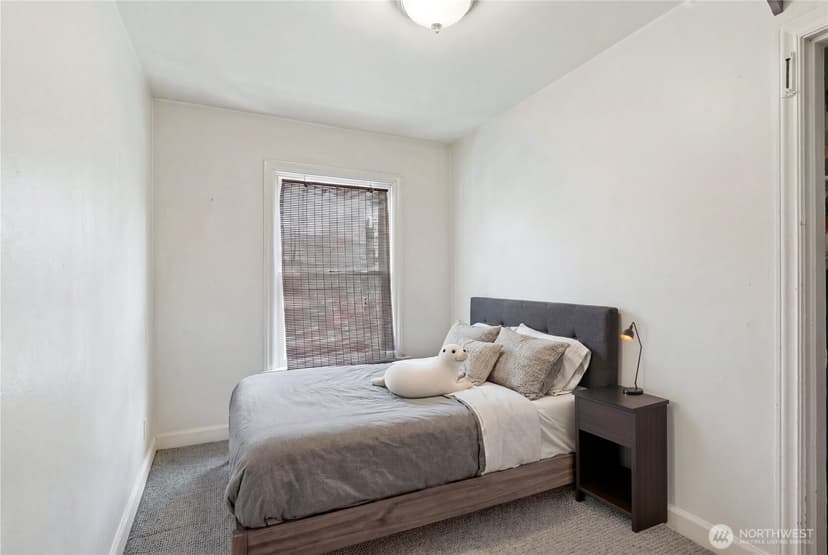 Property photo for 3444 34th Avenue W, Seattle photo 15