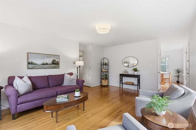 Property photo for 3444 34th Avenue W, Seattle photo 4