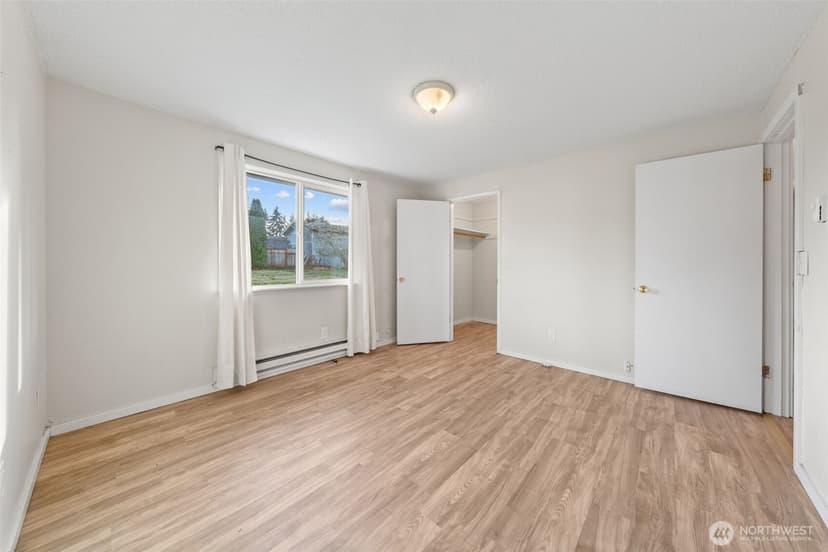 Property photo for 908 139th st E, Tacoma photo 13