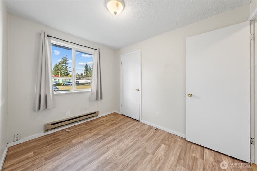 Property photo for 908 139th st E, Tacoma photo 10