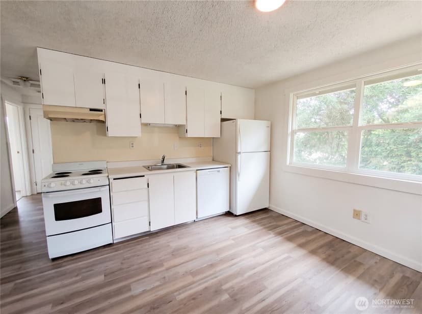 Property photo for 494 Inlet Avenue NW, Ocean Shores photo 7