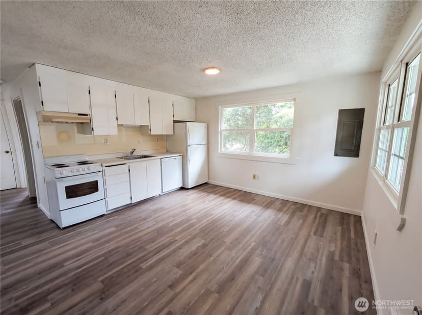 Property photo for 494 Inlet Avenue NW, Ocean Shores photo 8