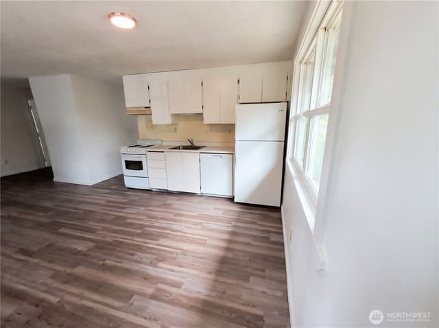 Property photo for 494 Inlet Avenue NW, Ocean Shores photo 2