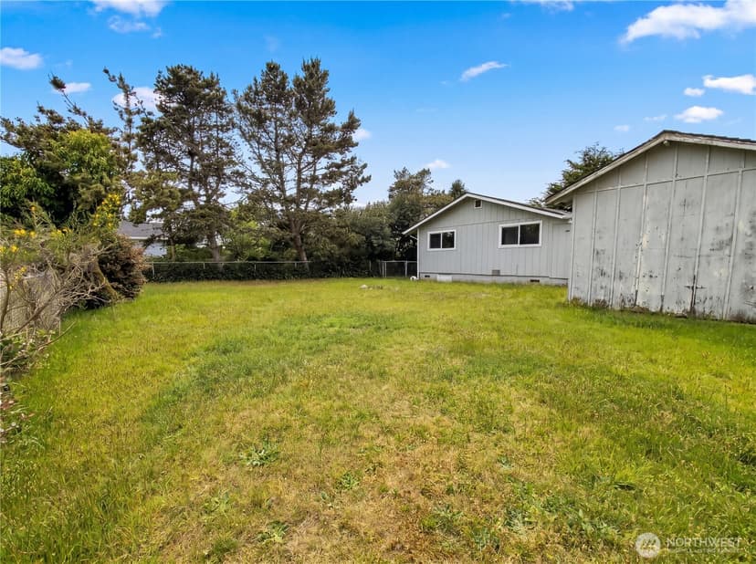 Property photo for 494 Inlet Avenue NW, Ocean Shores photo 16