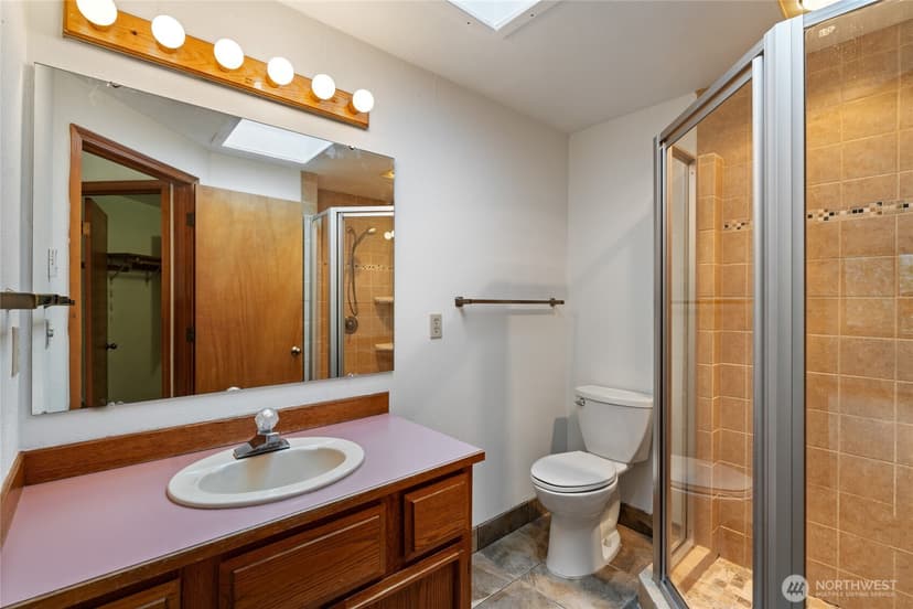 Property photo for 4701 Osprey Drive NE, Tacoma photo 14
