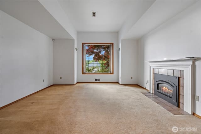 Property photo for 4701 Osprey Drive NE, Tacoma photo 5