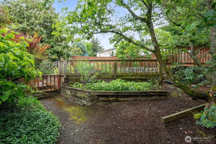 Property photo for 4701 Osprey Drive NE, Tacoma photo 30