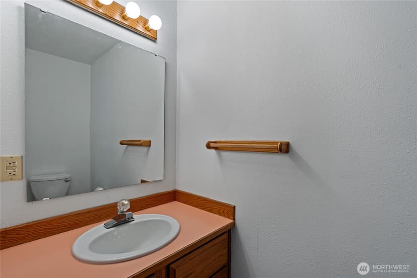 Property photo for 4701 Osprey Drive NE, Tacoma photo 23
