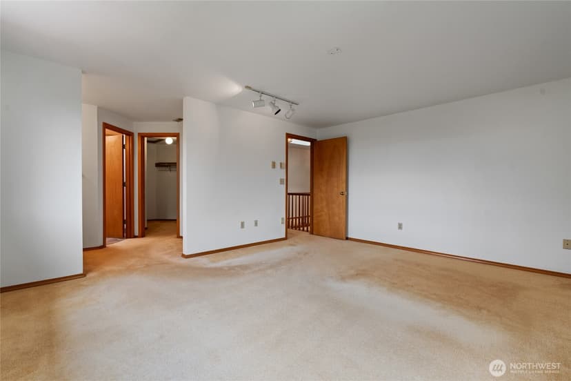 Property photo for 4701 Osprey Drive NE, Tacoma photo 13