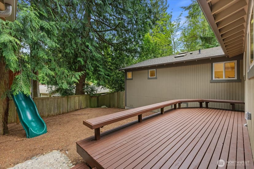 Property photo for 1555 Wildwood Boulevard SW, Issaquah photo 33