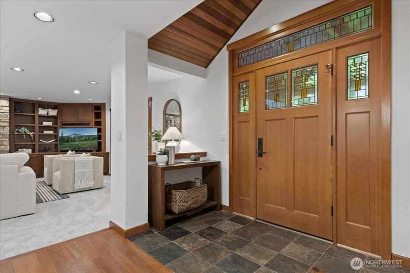 Property photo for 1555 Wildwood Boulevard SW, Issaquah photo 8