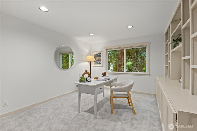 Property photo for 1555 Wildwood Boulevard SW, Issaquah photo 18