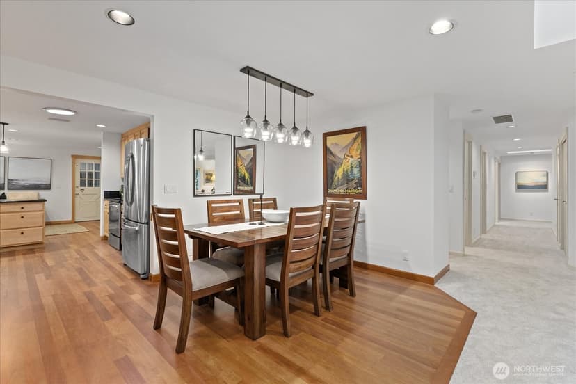 Property photo for 1555 Wildwood Boulevard SW, Issaquah photo 16
