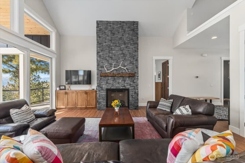 Property photo for 1114 Blazing Star Lane, Chelan photo 8