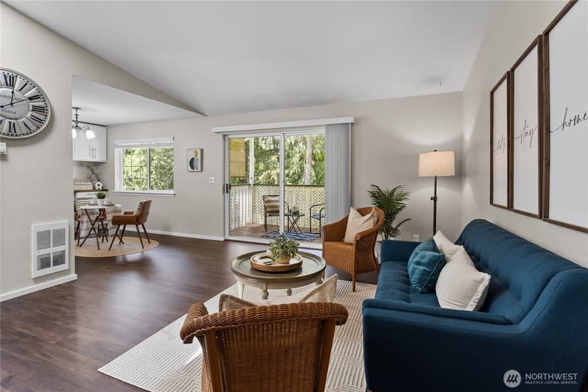 Property photo for 1830 S 336th Street #H201, Federal Way photo 5