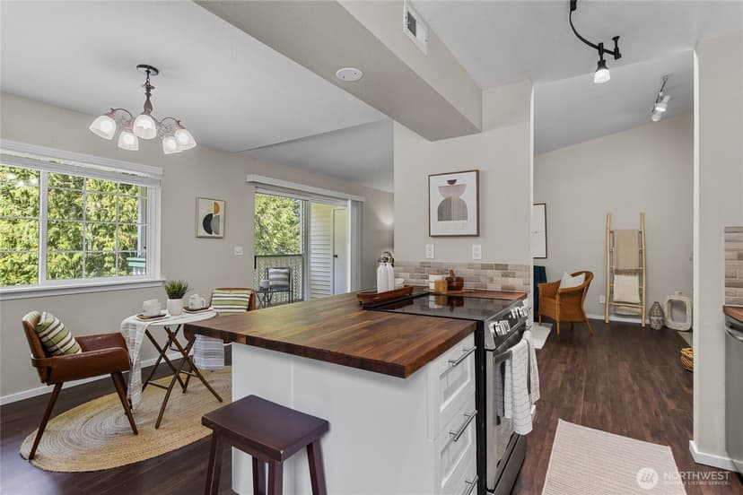 Property photo for 1830 S 336th Street #H201, Federal Way photo 11