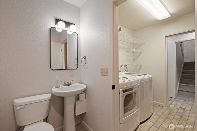 Property photo for 17534 161st Avenue SE, Renton photo 30