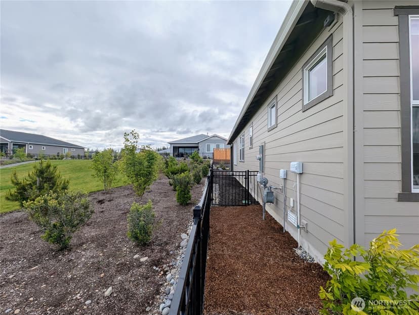 Property photo for 14830 207th Avenue E, Bonney Lake photo 33