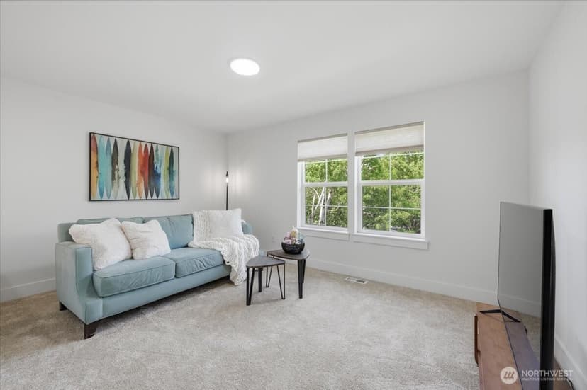 Property photo for 9330 Templeton Avenue SE, Snoqualmie photo 13