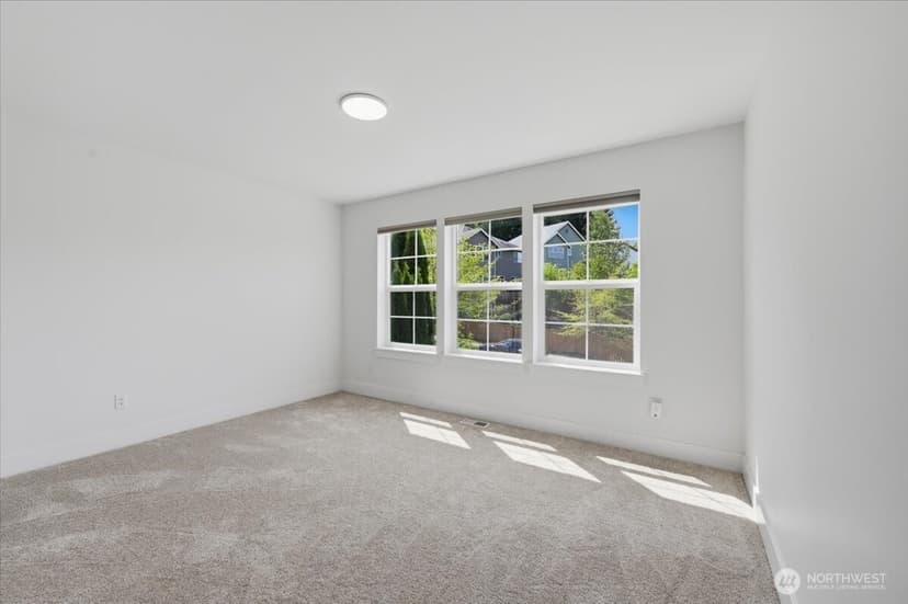 Property photo for 9330 Templeton Avenue SE, Snoqualmie photo 22