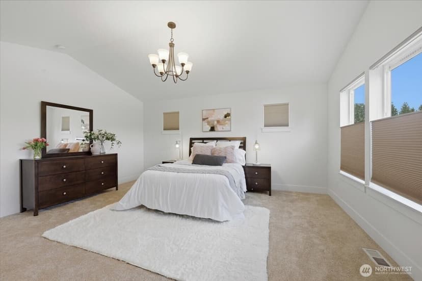 Property photo for 9330 Templeton Avenue SE, Snoqualmie photo 16