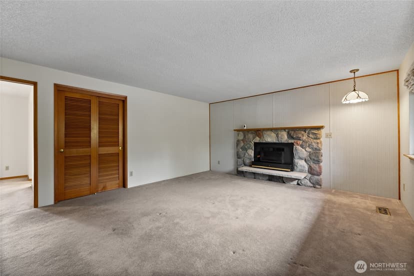 Property photo for 11601 86th Avenue E, Puyallup photo 3