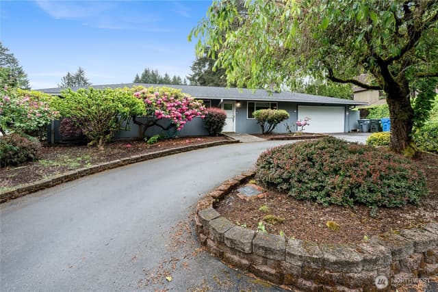 Property photo for 11601 86th Avenue E, Puyallup photo 2