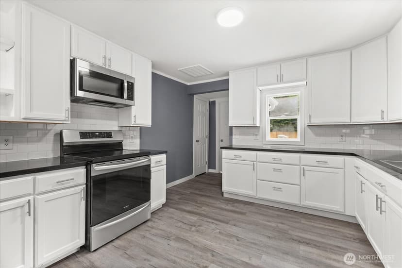 Property photo for 335 N Madison, Monroe photo 13
