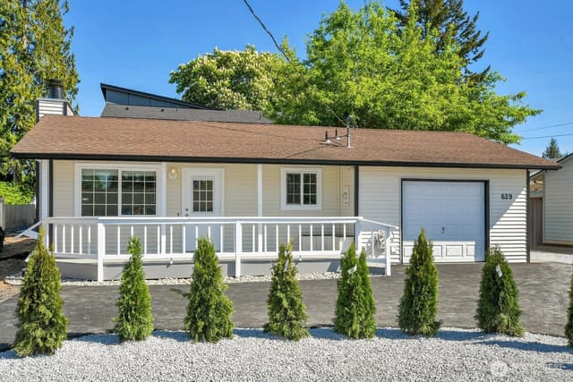 Property photo for 629 107th Place SW, Everett