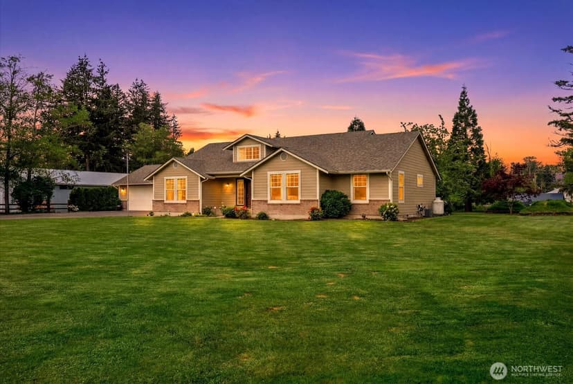 Property photo for 12108 40th Avenue E, Tacoma