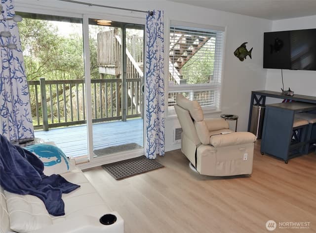 Property photo for 865 Cuddy Court NW #106, Ocean Shores photo 2