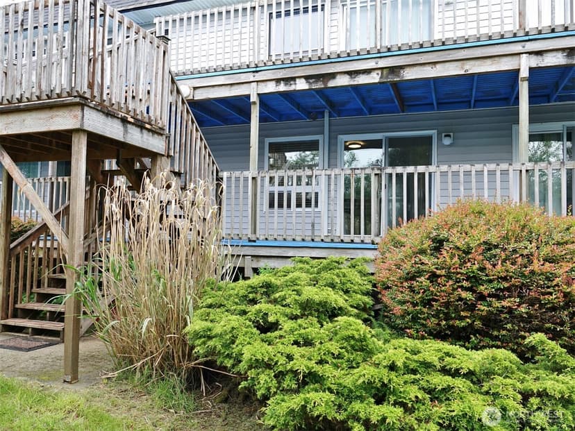 Property photo for 865 Cuddy Court NW #106, Ocean Shores photo 3