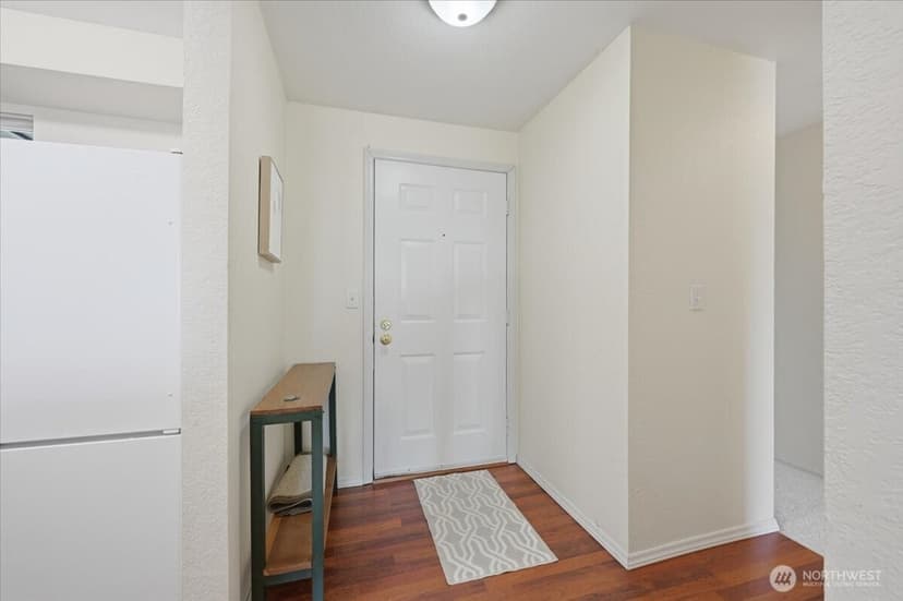 Property photo for 4893 76th Street SW #E203, Mukilteo photo 5