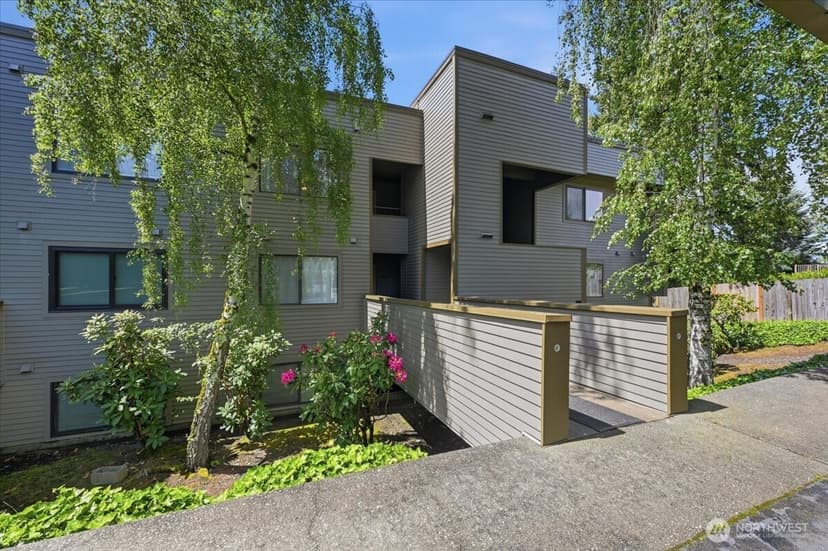 Property photo for 4893 76th Street SW #E203, Mukilteo photo 3