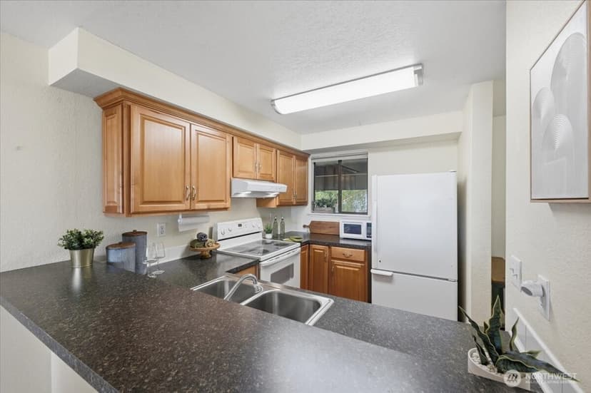 Property photo for 4893 76th Street SW #E203, Mukilteo photo 11